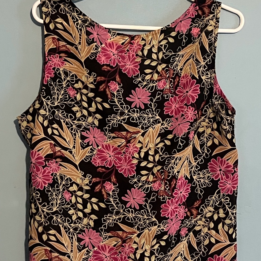 SELLING EMMA JAMES TOP FOR WOMEN SIZE 14 FLORAL COLOR SLEEVELESS PRE-OWNED— USED - Picture 4 of 10
